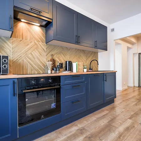 Apartment Citystay Slaska Apartament Dla 6 Osob W Gdyni *